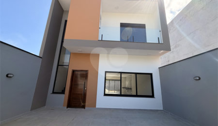 Sobrado à venda com 3 quartos, sendo 1 suíte,  em Laranjeiras, Caieiras, SP