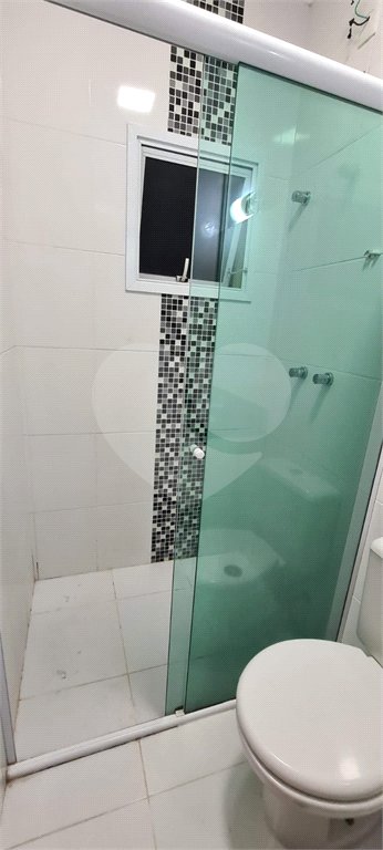 Casa à venda com 3 quartos, sendo 1 suíte, no condomínio Alvorada Parque Vitória, São Paulo - SP