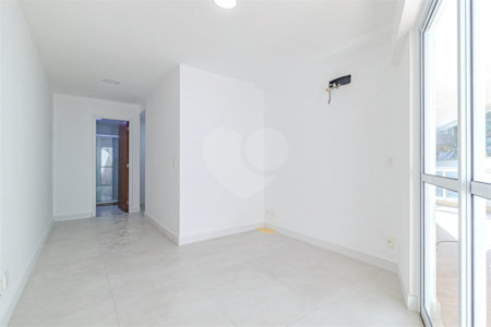 Apartamento à venda com 3 quartos, sendo 2 suítes, em Lagoa, Rio de Janeiro, RJ