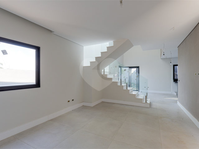 Casa à venda com 4 suítes no condomínio Reserva Robélia, São Paulo - SP