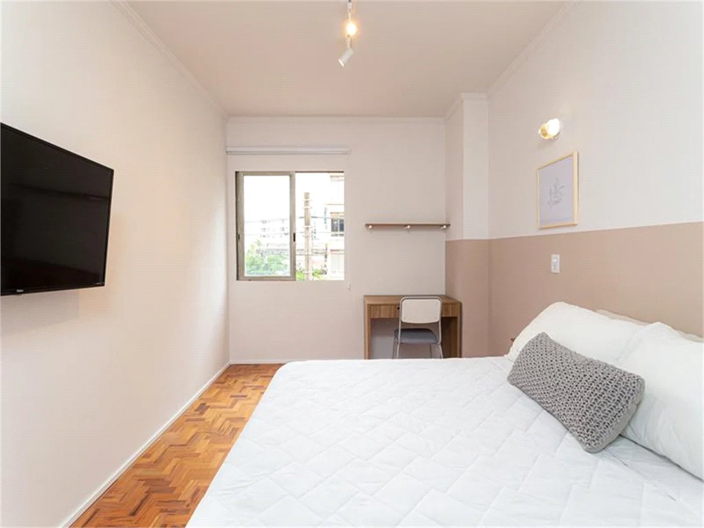 Apartamento à venda com 4 quartos, sendo 2 suítes, em Pinheiros, São Paulo, SP