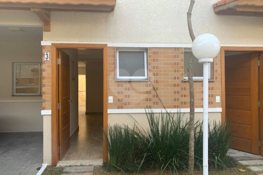 Casa à venda com 2 suítes no condomínio Reserva Jatobá, São Paulo - SP