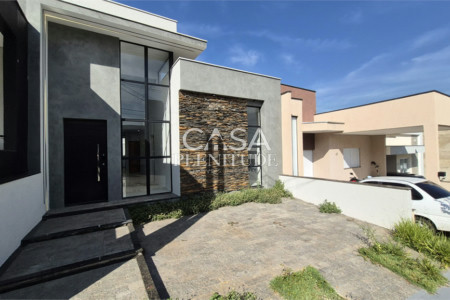 Casa em condomínio à venda com 3 quartos, sendo 1 suíte,  em Horto Florestal, Sorocaba, SP