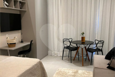 Apartamento à venda ou para alugar com 1 quarto em Pinheiros, São Paulo, SP