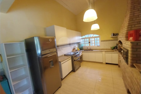 Chácara à venda ou para alugar com 3 quartos, sendo 1 suíte, em Chácaras Polozzi, Louveira, SP