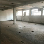 Sobrado à venda ou para alugar com 3 quartos em Vila Carrão, São Paulo, SP