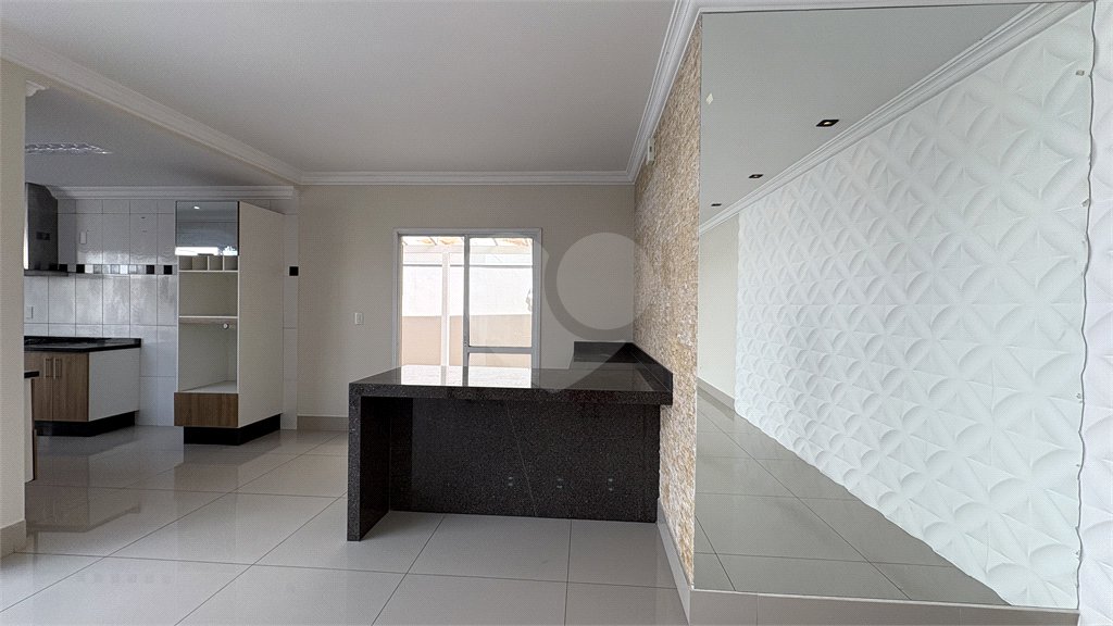 Casa à venda com 3 suítes no condomínio Belvedere II, Votorantim - SP