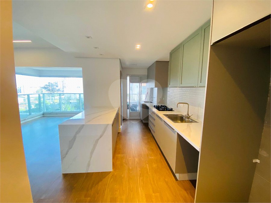 Apartamento à venda ou para alugar com 3 quartos, sendo 1 suíte,  em Vila Mogilar, Mogi das Cruzes, SP