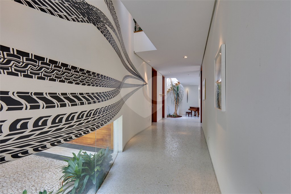 Casa à venda com 5 suítes em Alto da Boa Vista, São Paulo, SP