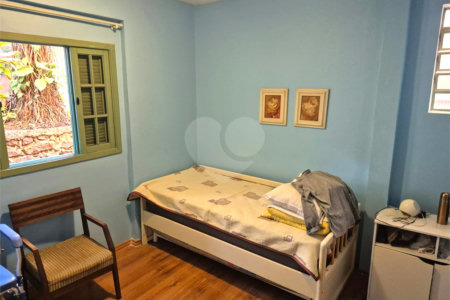 Casa à venda com 4 quartos, sendo 1 suíte, em Vila Albertina, São Paulo, SP