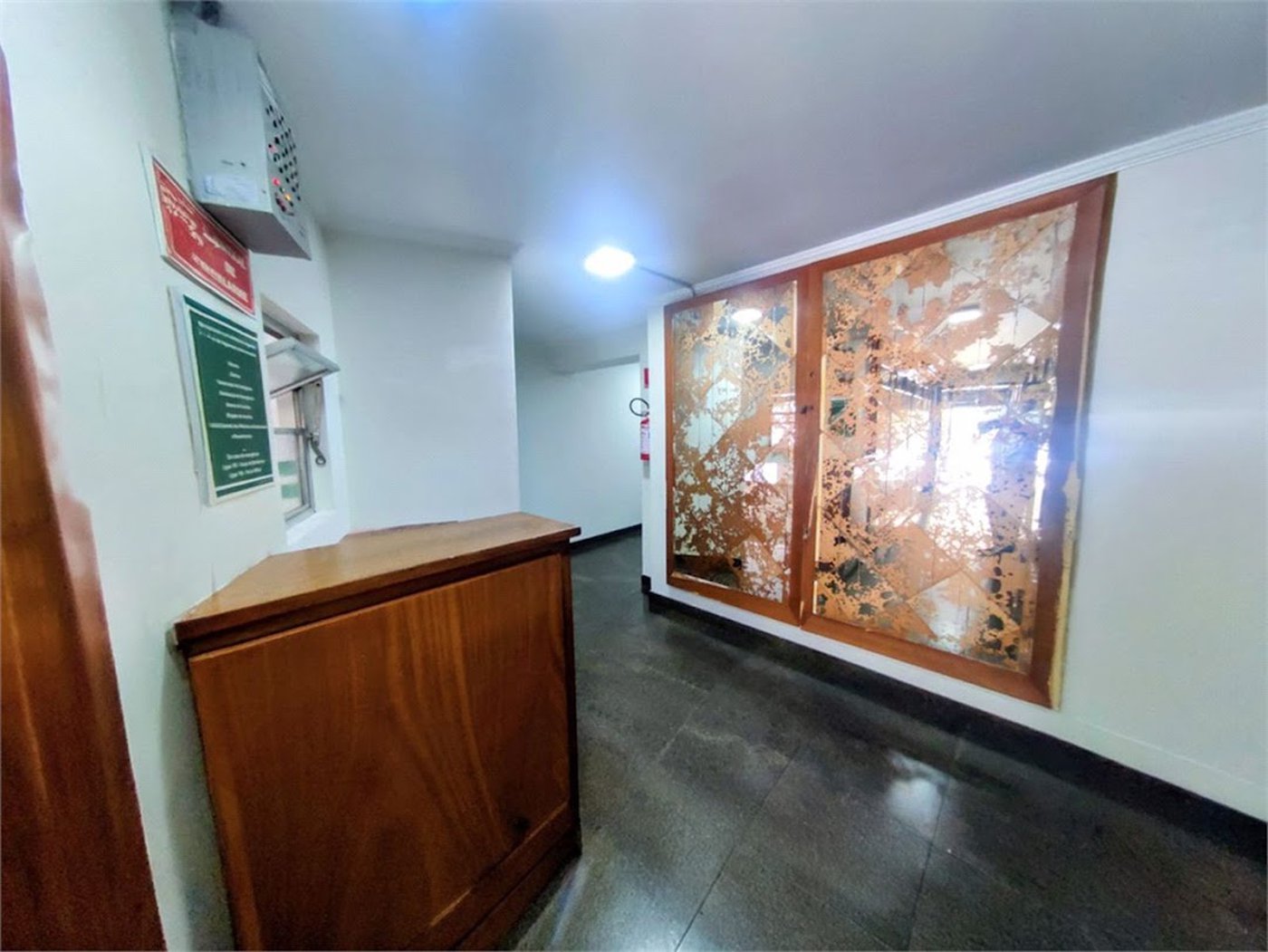 Sala Comercial para venda e locação, Centro, Santos - SA0103.