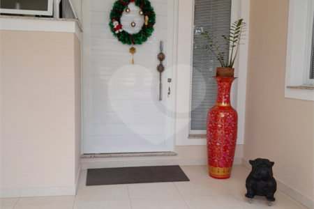 Casa à venda com 5 suítes no condomínio Ipe Velho, Vinhedo - SP