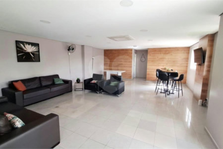 Apartamento à venda com 3 quartos, sendo 1 suíte, em Jardim Ester, São Paulo, SP