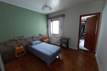Sobrado à venda com 3 quartos em Santana, São Paulo, SP