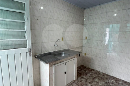 Casa Térrea para alugar com 1 quarto no Centro, Mogi das Cruzes, SP
