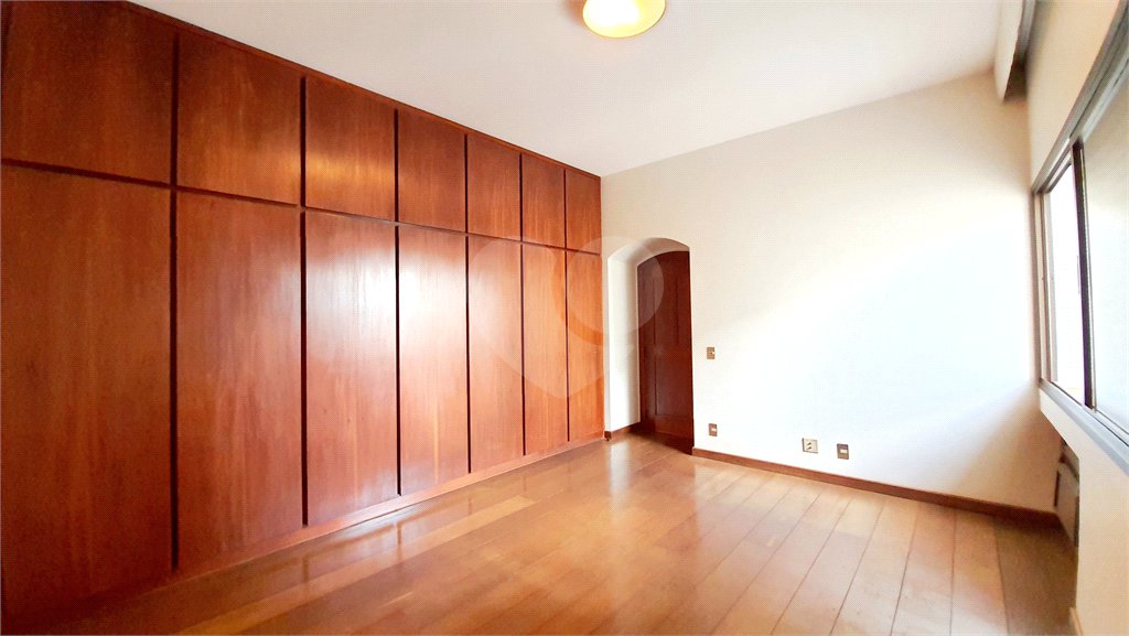 Apartamento à venda com 4 quartos, sendo 2 suítes,  em Vila Seixas, Ribeirão Preto, SP