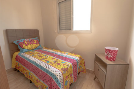 Casa à venda com 3 quartos, sendo 1 suíte, no condomínio Residencial Américo de Figueiredo, Sorocaba - SP