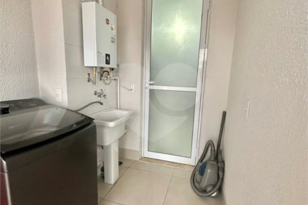Apartamento à venda com 3 quartos, sendo 1 suíte,  em Vila Andrade, São Paulo, SP