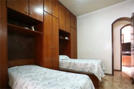 Sobrado à venda com 4 quartos, sendo 2 suítes, em Jardim Bonfiglioli, São Paulo, SP