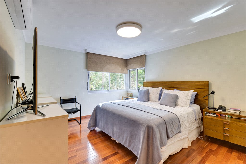 Apartamento à venda com 3 suítes em Granja Julieta, São Paulo, SP