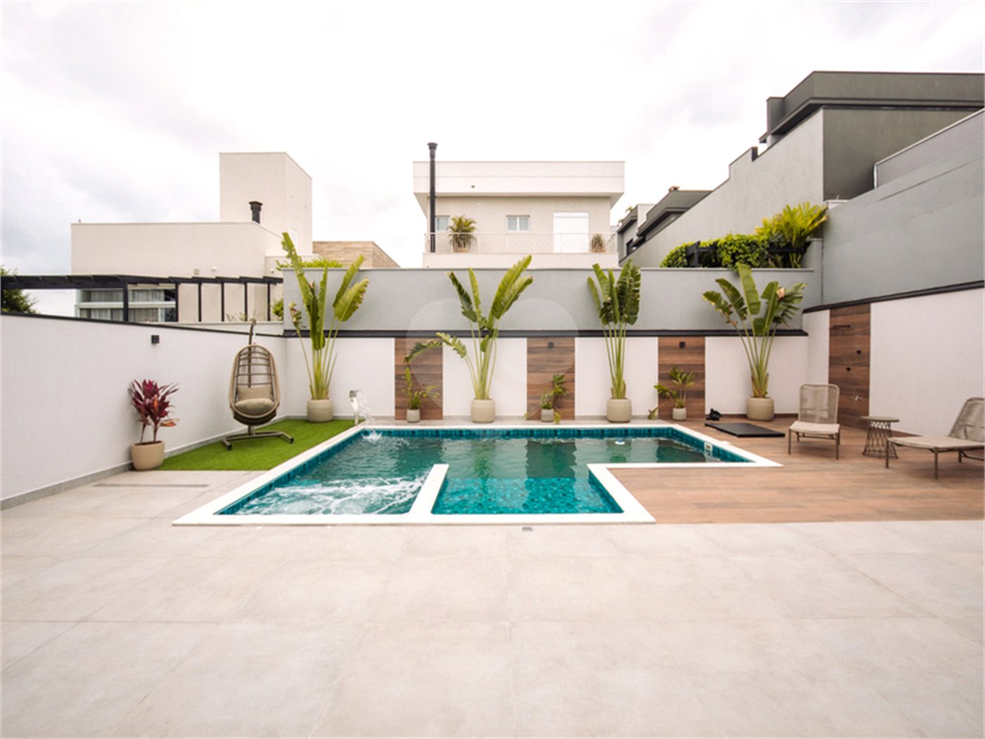 Casa à venda com 3 suítes no condomínio Residencial Helvetia Park, Indaiatuba - SP