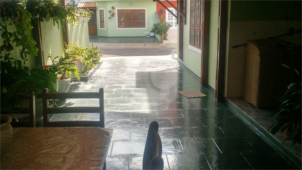 Casa à venda com 3 quartos, sendo 1 suíte, em Horto, São Paulo, SP