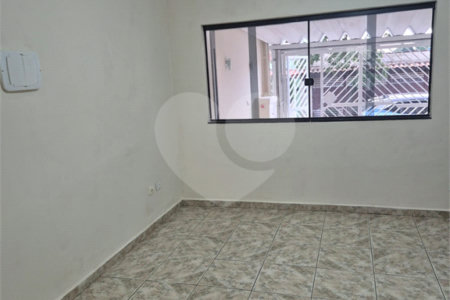 Casa à venda com 2 quartos, sendo 1 suíte,  em Vila Maricy, Guarulhos, SP