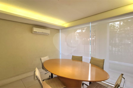 Apartamento à venda ou para alugar com 3 quartos, sendo 2 suítes, em Pinheiros, São Paulo, SP