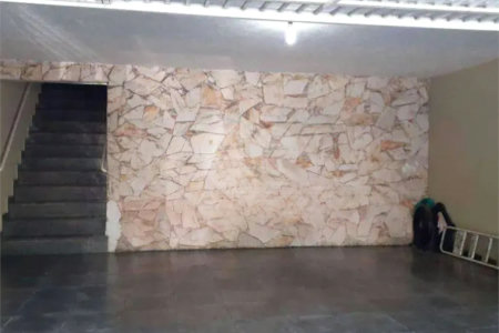 Casa à venda com 3 quartos, sendo 1 suíte, em Jardim Pinheiros, São Paulo, SP