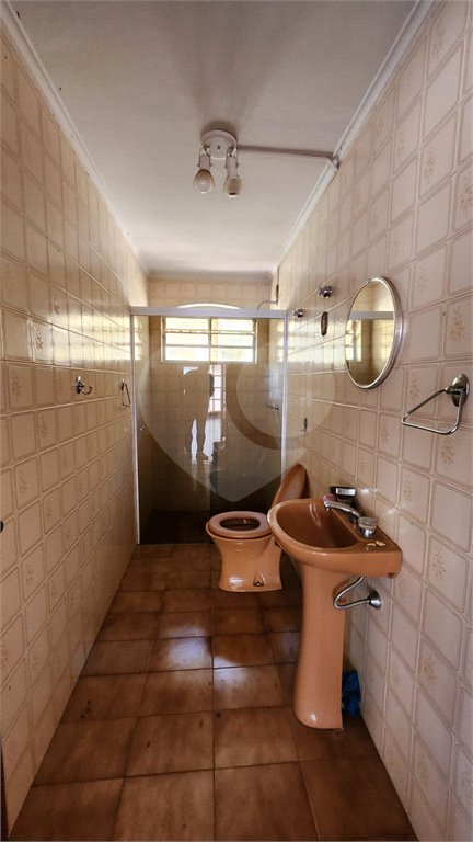 Sobrado à venda ou para alugar com 5 quartos, sendo 1 suíte, em Vila Harmonia, Araraquara, SP