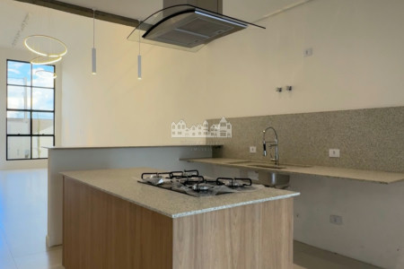 Casa térrea à venda com 3 suítes, em Nova Gardênia, Atibaia - SP