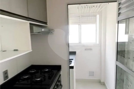 Apartamento à venda com 2 quartos em Jardim Colonial, São Paulo, SP