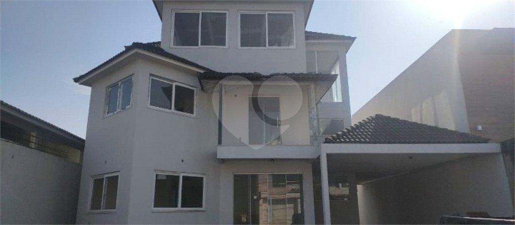 Casa à venda com 3 suítes em Campo Grande, Rio de Janeiro, RJ