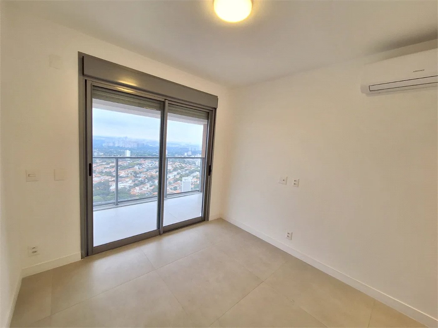 Apartamento para alugar com 3 suítes em Sumarezinho, São Paulo, SP