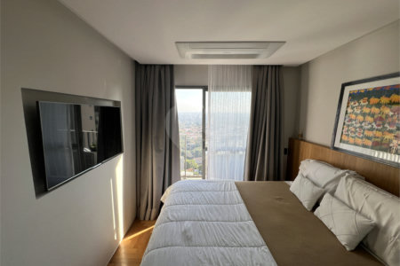 Apartamento à venda com 3 quartos, sendo 1 suíte, em Sumarezinho, São Paulo, SP
