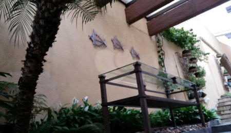 Casa à venda com 5 suítes em Jardim Marajoara, São Paulo, SP