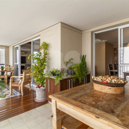 Apartamento para venda no Alto da Moóca, com 178 m², 3 suítes, 3 vagas.