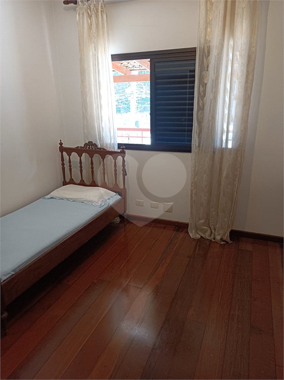 Sobrado à venda com 5 quartos, sendo 4 suítes,  em Rolinópolis, São Paulo, SP