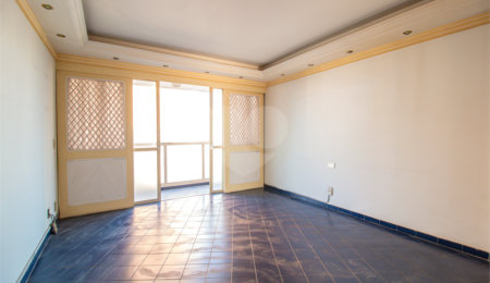 Apartamento à venda com 3 quartos, sendo 1 suíte, em Campo Belo, São Paulo, SP