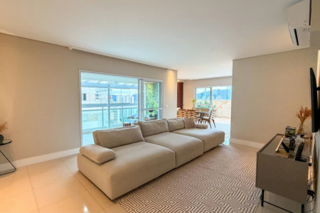 Cobertura Duplex com Vista para o Mar | 3 Suítes, SPA Privativo, Porteira Fechada e Lazer Completo