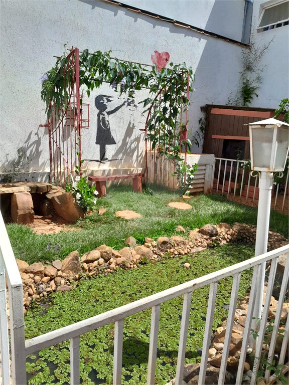 Casa com 4 dormitórios sendo 1 suíte a venda no bairro Samambaia