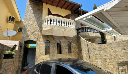 Sobrado à venda com 3 quartos, sendo 1 suíte,  em Vila dos Remédios, São Paulo, SP