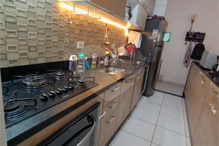 Apartamento à venda com 2 quartos, sendo 1 suíte, em Vila Urupês, Suzano, SP