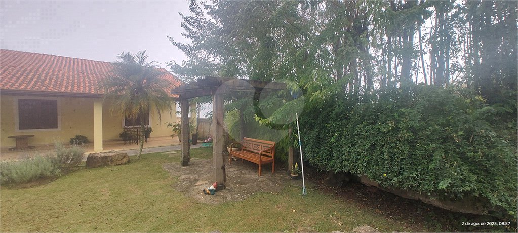 Chácara à venda com 3 quartos, sendo 1 suíte,  no Centro, Nazaré Paulista, SP