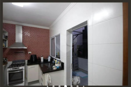 Casa à venda com 3 quartos, sendo 1 suíte, em Jardim Leonor Mendes de Barros, São Paulo, SP