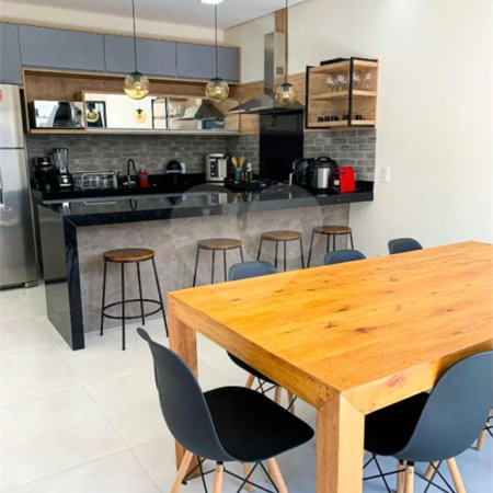 Casa à venda com 3 suítes no condomínio Mantova, Indaiatuba - SP