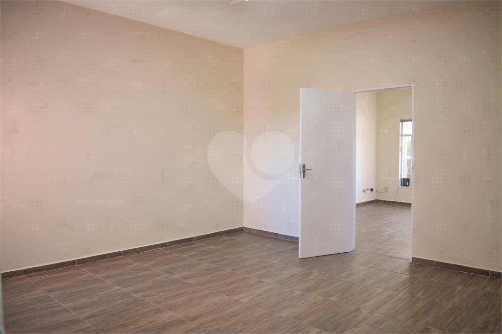 Casa à venda com 1 suíte no Centro, Vinhedo, SP