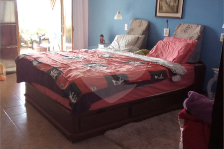 Casa à venda com 2 suítes em Jardim Camila, Mogi das Cruzes, SP
