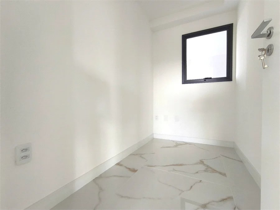 Apartamento à venda ou para alugar com 3 suítes em Água Branca, São Paulo, SP