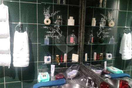 Apartamento à venda com 4 quartos, sendo 1 suíte, em Vila Andrade, São Paulo, SP